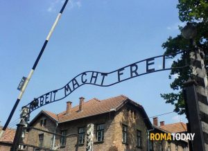 A ottobre oltre 200 studenti romani andranno a visitare Auschwitz-Birkenau