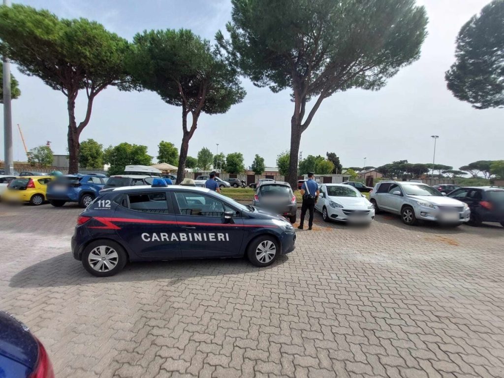 Finge la rapina dell'auto, voleva testare l'antifurto satellitare