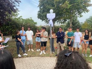 La nuova vita del parco di Roma sud. Restyling a costo zero e una targa per Simone Mozzati