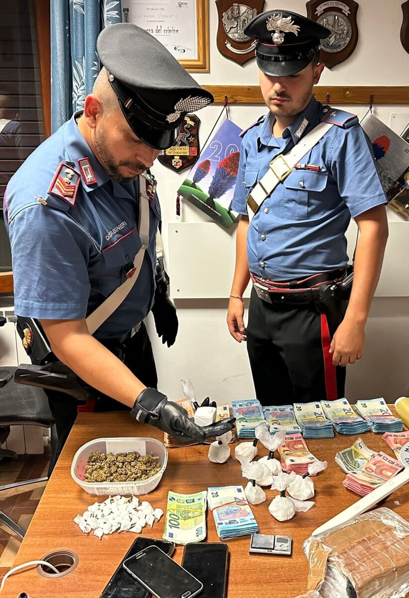 Il ragazzo con un chilo di cocaina in casa, sul mercato avrebbe fruttato centomila euro