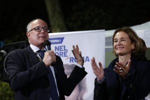 Centro fuori controllo, la presidente Bonaccorsi si arrende: "Restituisco poteri di cinque aree a Gualtieri"