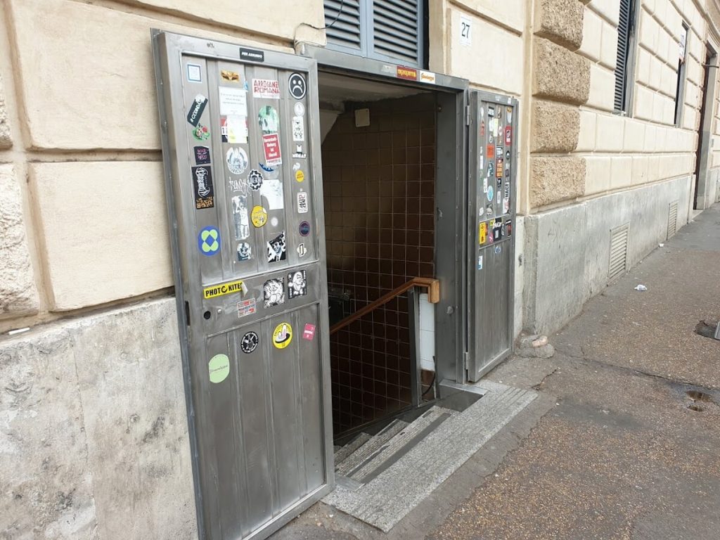 Chiude il "cornettaro" di via Barletta. Dopo 40 anni a casa 45 lavoratori