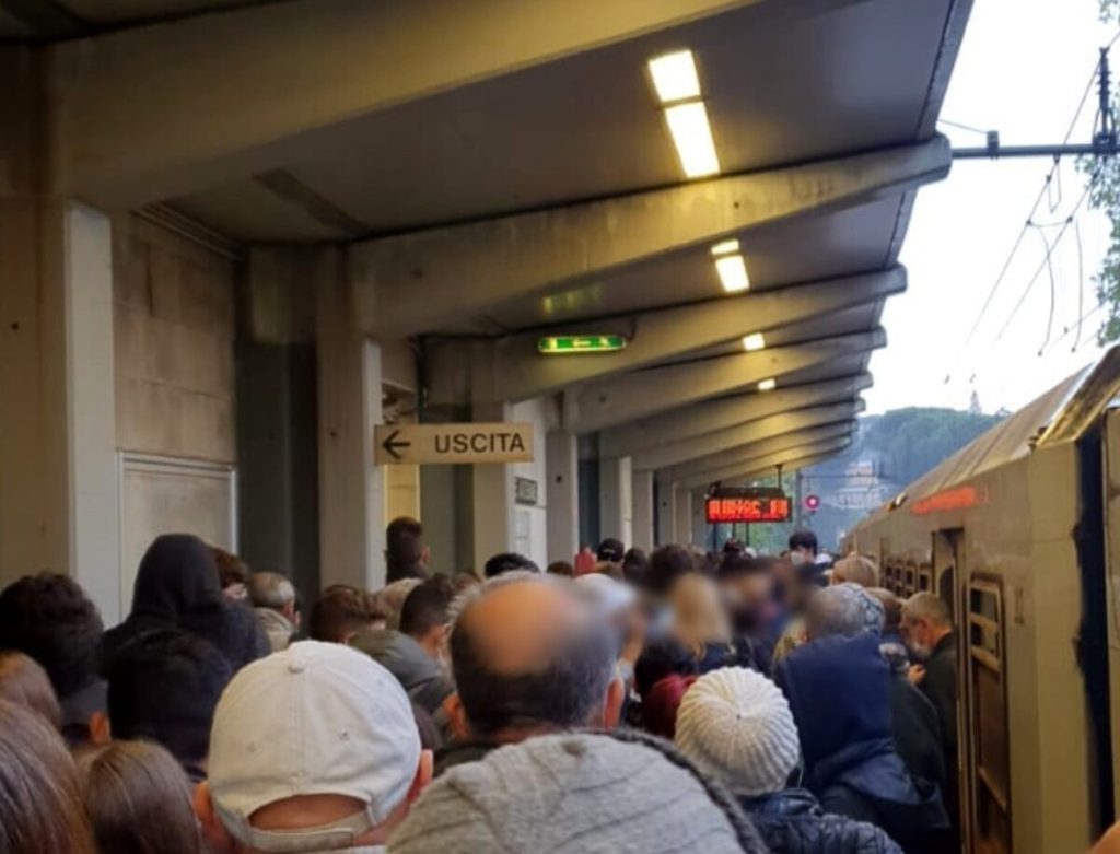 Corse soppresse e guasti, autunno di protesta per i pendolari della Roma Nord