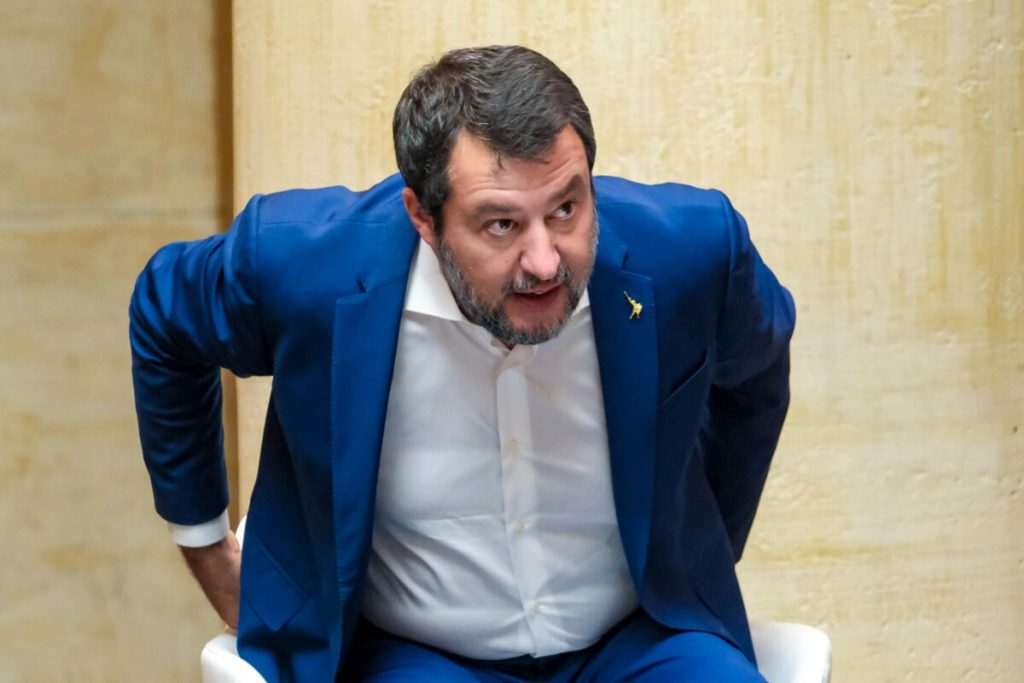 Salvini vuole condoni più facili ma il Campidoglio fa muro