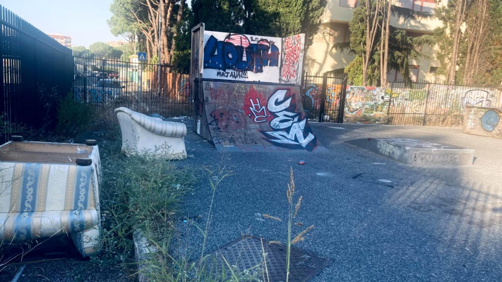 Lo skate park è tornato il regno degli zozzoni