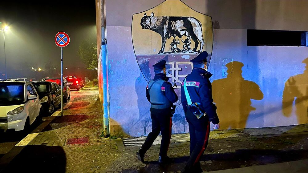 I nomi e le vie dello spaccio di San Basilio, dove Camorra e 'Ndrangheta fanno affari sotto il segno della Lupa