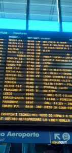 Caos a Termini, treni cancellati e ritardi fino a 180 minuti per il terremoto a Napoli
