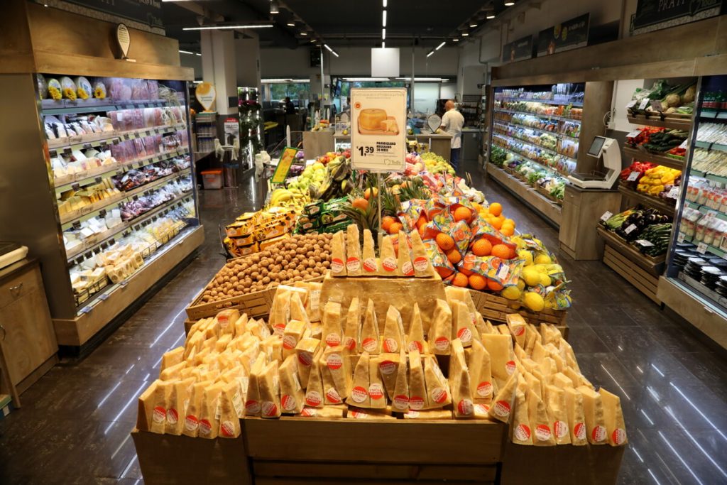Il nuovo format Todis Rione apre anche Prati
