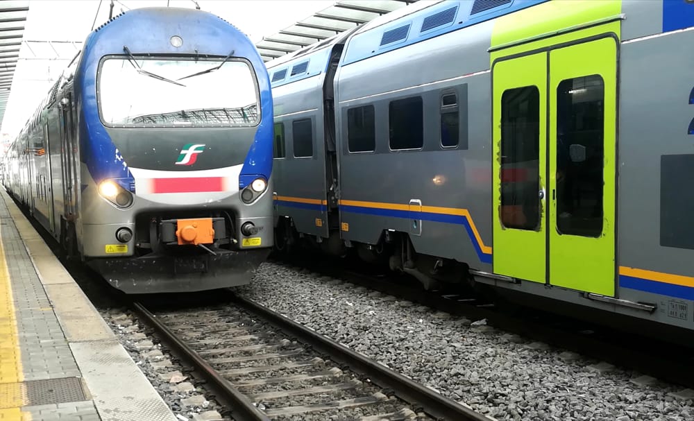 Treni regionali nel caos, Trenitalia manda "rinforzi" da fuori regione. Ma sino a ottobre raffica di cancellazioni