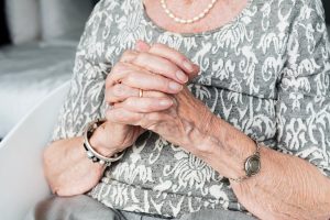 "Sua figlia ha causato un incidente": anziana truffata per 18000 euro