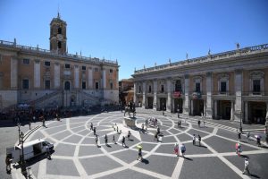 Il Comune vuole riorganizzare gli uffici. Dal Campidoglio all'Ipa ecco chi cerca dipendenti