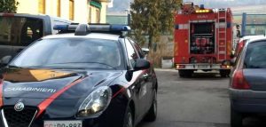 Paura a valle Borghesiana: un incendio distrugge una cabina elettrica. Alimentava un ripetitore