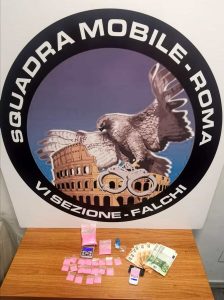 Cocaina rosa trovata a bordo di un'auto a noleggio