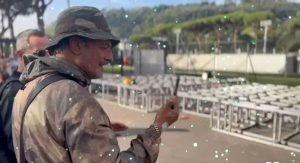 Il "glass" di Fiorello nel cuore di Roma nord: ecco la nuova location di VivaRai2!