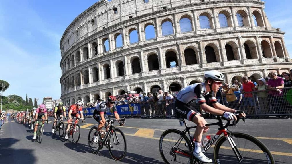 Giro d'Italia, la Capitale torna a tingersi di rosa: a Roma la tappa finale