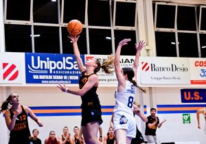 Serie A2 femminile, le Foxes Giussano superano all’ultimo respiro il Basket Roma