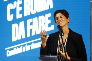 Monica Lucarelli: "Osp covid, ambulanti, pari opportunità: così lavoriamo al cambiamento. Che voto mi dò? Sette meno"