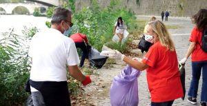 A Prati arriva il Plogging: attività fisica e cura dell'ambiente