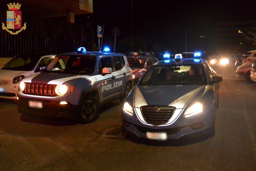 Ostia: aggrediscono la madre, fratelli si vendicano e sparano contro un uomo