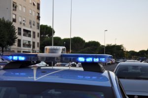 Le spacciatrici di Tor Bella Monaca che vendono cocaina tra i palazzi popolari e in casa