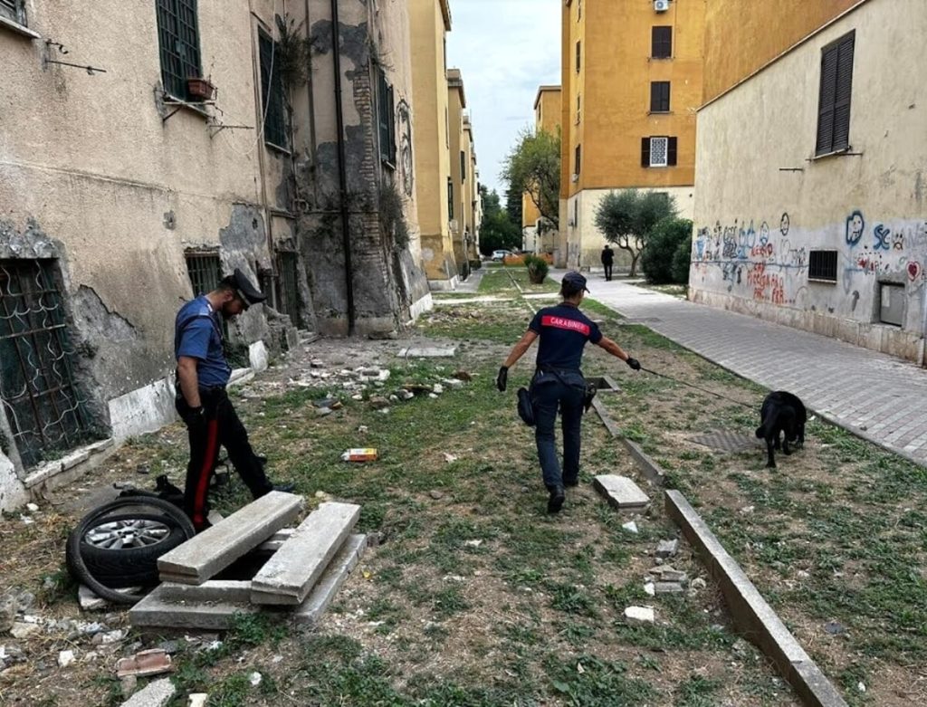 Quarticciolo sorvegliato speciale, nuovo controllo straordinario nel quartiere: altri sei arresti