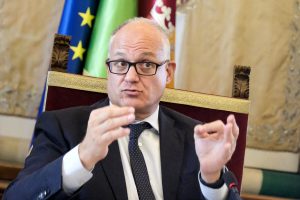 Gualtieri: "Il termovalorizzatore sarà forse il più avanzato del mondo". E costerà molto di più
