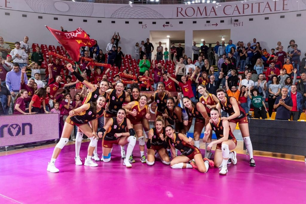 Roma regala brividi ed emozioni al PalaTiziano: contro Busto arriva la prima vittoria casalinga