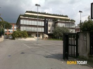 I portieri di dipartimenti e municipi del Comune di Roma guadagneranno di più