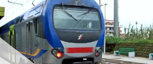 Treno investe e uccide cavallo sui binari: ritardi fino a un'ora sulla Roma-Fiumicino