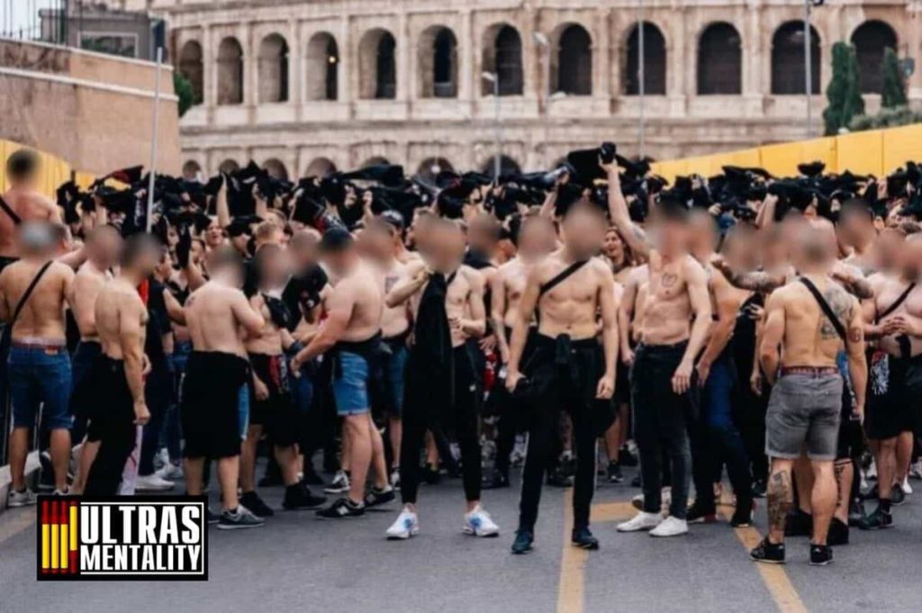 Roma-Slavia Praga: accoltellato un tifoso . Ultras cechi feriscono 6 agenti e picchiano steward