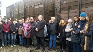 Il viaggio della Memoria, il discorso di Roberto Gualtieri: "Il ricordo è un dovere per costruire anticorpi"