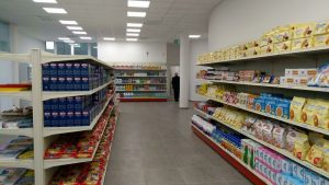 Povertà a Roma: in 15 anni gli empori Caritas hanno sfamato 12mila famiglie. Il picco a Roma est