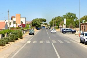 Scontro tra auto e scooter: morto un 33enne. Grave un 14enne
