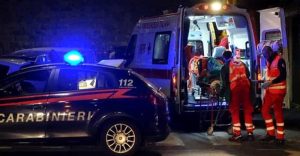 Incidente sulla Braccianese: con l'auto contro un albero, morti due giovani