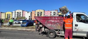 Villaggio Falcone, la Carovana della legalità ferma la piazza di spaccio