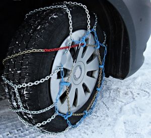Catene e pneumatici invernali obbligatori in provincia di Roma e nel Lazio dal 15 novembre. L'elenco delle strade