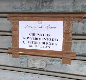 Chiuso minimarket che vende alcolici ai minorenni