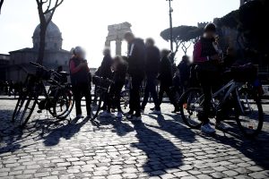 Blocco traffico oggi a Roma: stop alle auto. Tutte le informazioni e gli orari