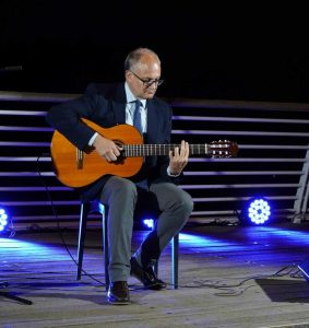 "Un ragazzo speciale". Per la prima volta Roberto Gualtieri parla del figlio
