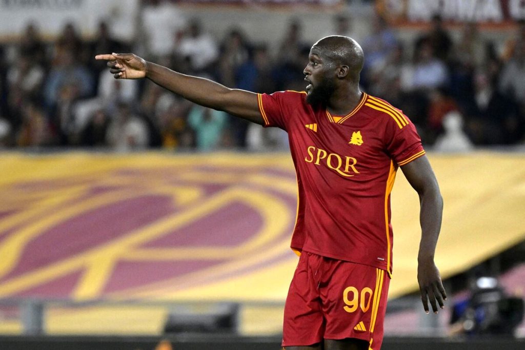 Roma-Lecce 2-1: Azmoun più Lukaku, vittoria in rimonta nel recupero