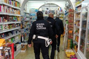Dal centro alla periferia: multati minimarket per non aver chiuso entro le 22