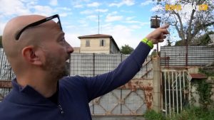 VIDEO | SOS amianto a ridosso delle case: "Abbiamo paura a respirare"