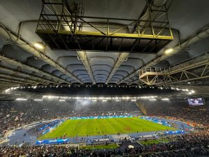 Derby Lazio-Roma, le coreografie di curva nord e curva sud