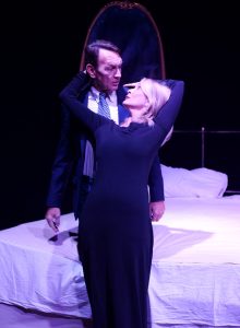 "Un letto per due" al Teatro Ghione