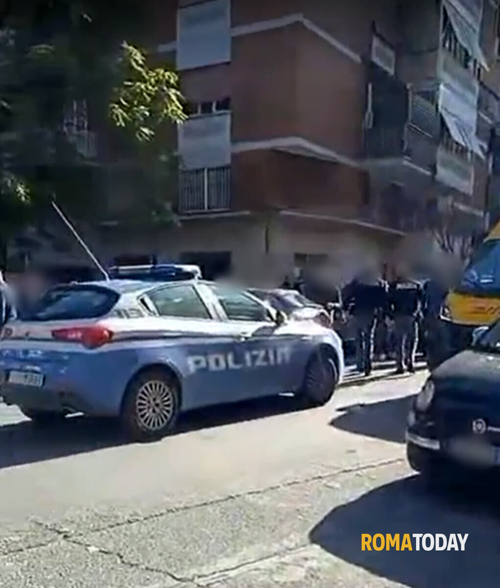 Il rapinatore dei giorni dispari: era l'incubo delle Poste. Fatale un colpo a Casal Bruciato