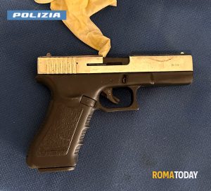 La fuga nel garage e l'arresto del rapinatore dei giorni dispari: nel 2013 aveva sequestrato il direttore di una banca