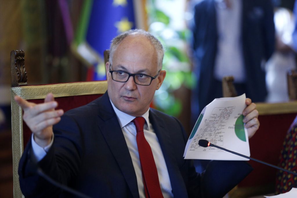 Strade nuove per il Giubileo, Gualtieri: "Quasi 300 chilometri di arterie rinnovate"