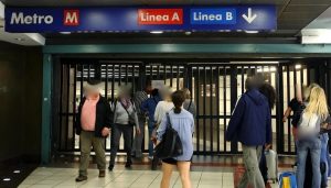 Sciopero Roma, venerdì 17 novembre trasporti fermi solo per 4 ore dopo l'intervento di Salvini