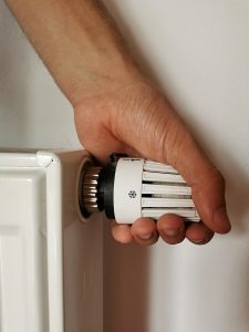 Quando si possono accendere i termosifoni a Roma? Gualtieri firma l'ordinanza: date e orari