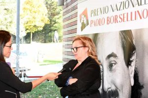 Tor Bella Monaca oltre i blitz antidroga. La vita "dell'infamona" e dei cittadini perbene